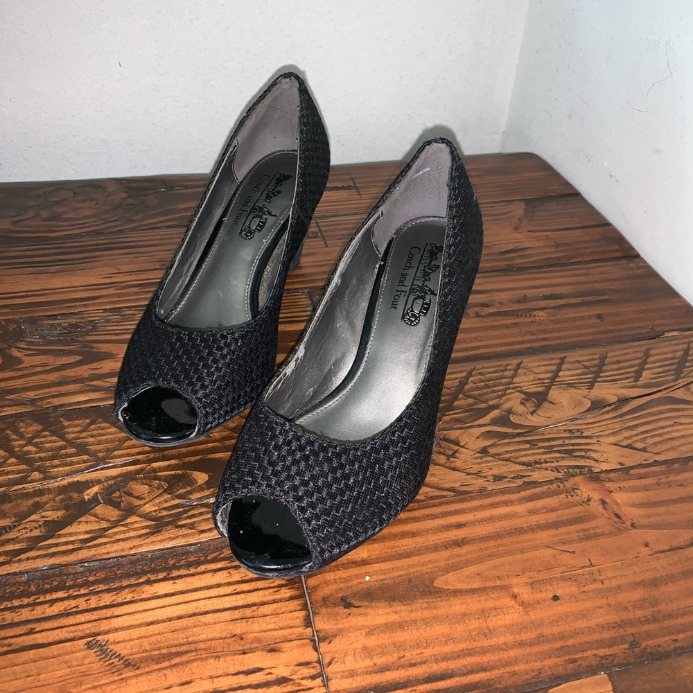 COACH AND FOUR HEELS